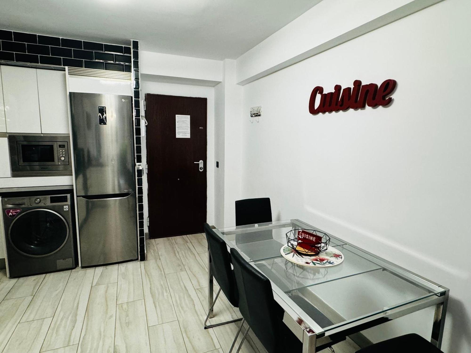 Apartamento Fabrynne Beach Málaga Buitenkant foto