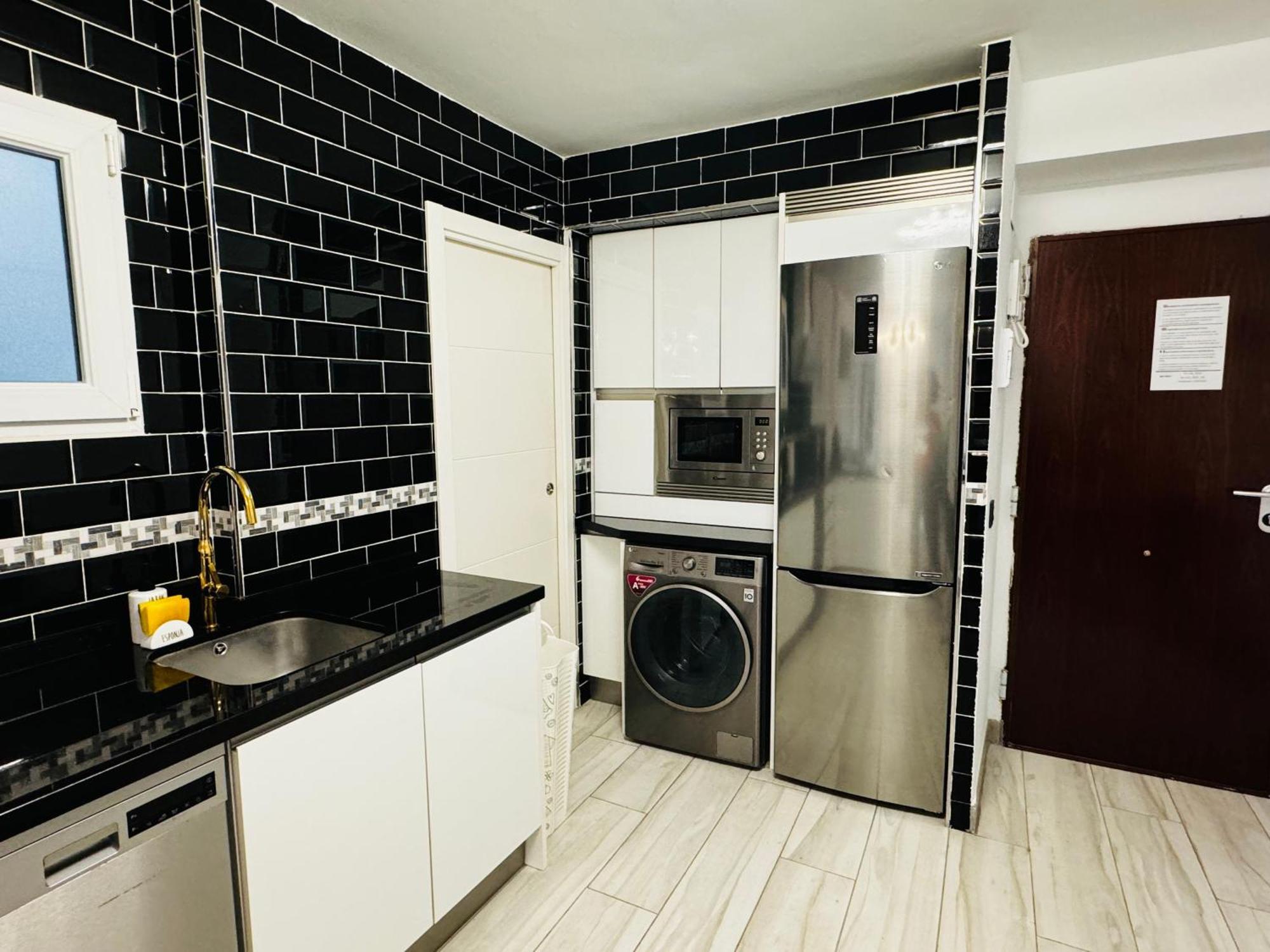 Apartamento Fabrynne Beach Málaga Buitenkant foto